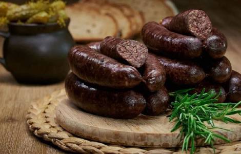 Kolbász, amely vassal telíti a vért